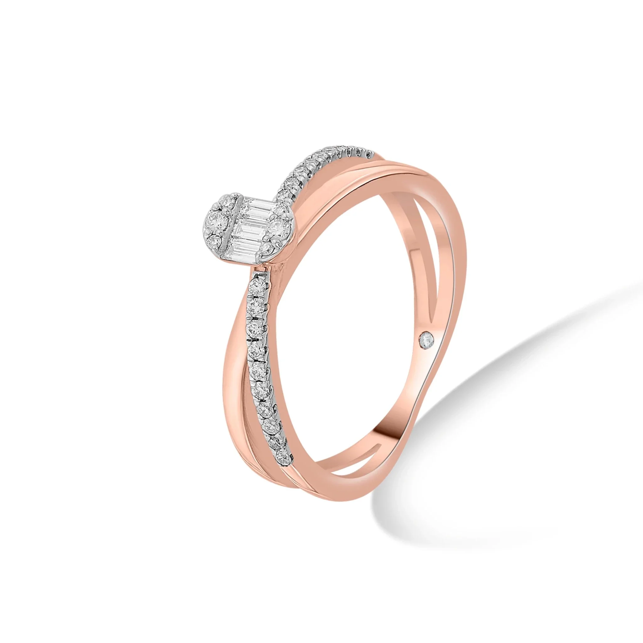 Boujee Intertwine Luxe Sparkle Ring