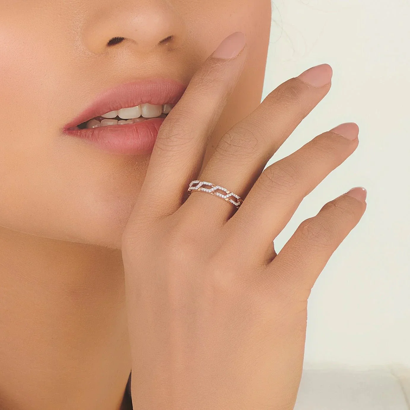 Cuban Grid Glimmer Ring - Image 2
