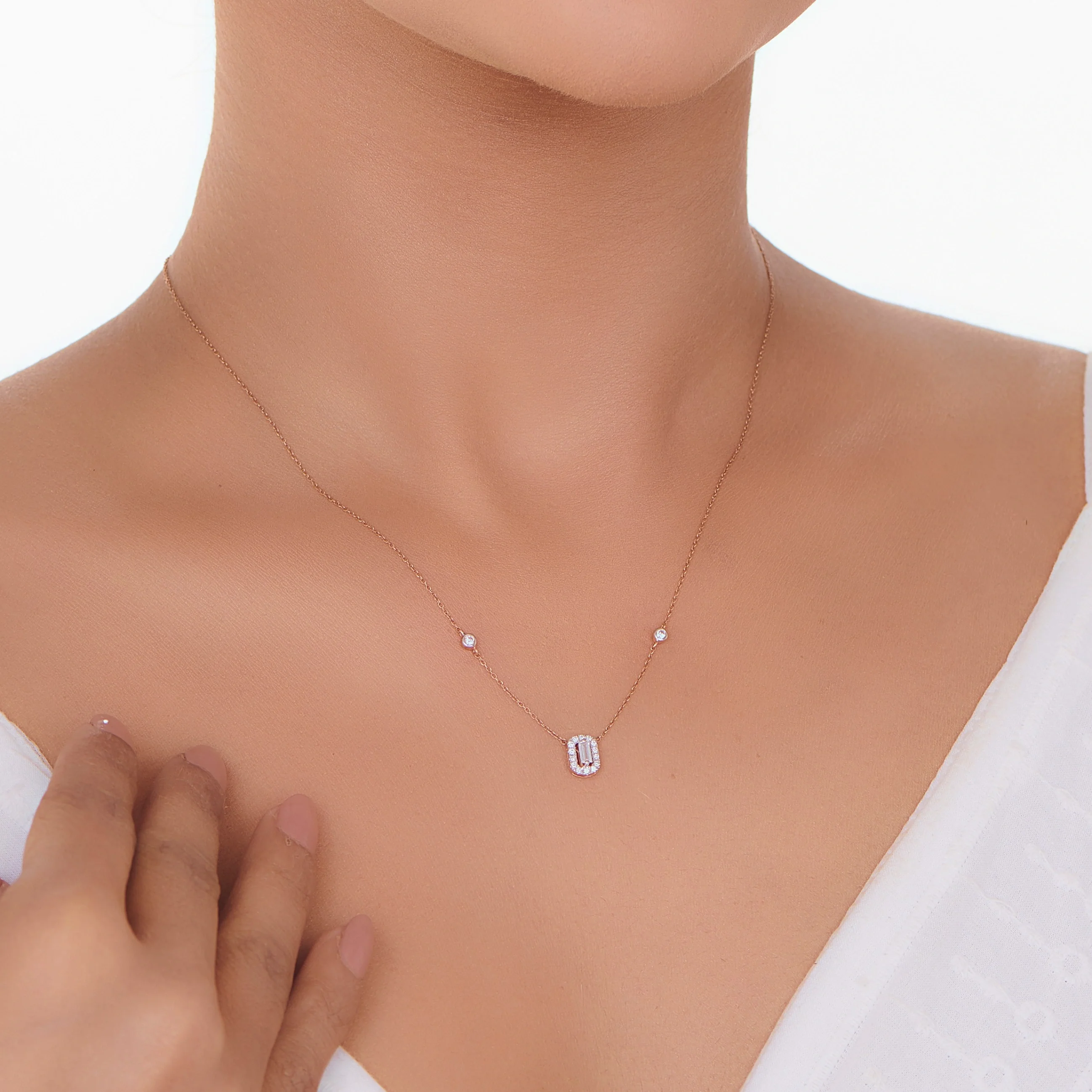 Deck Up Emerald Radiance Luxe Necklace - Image 2