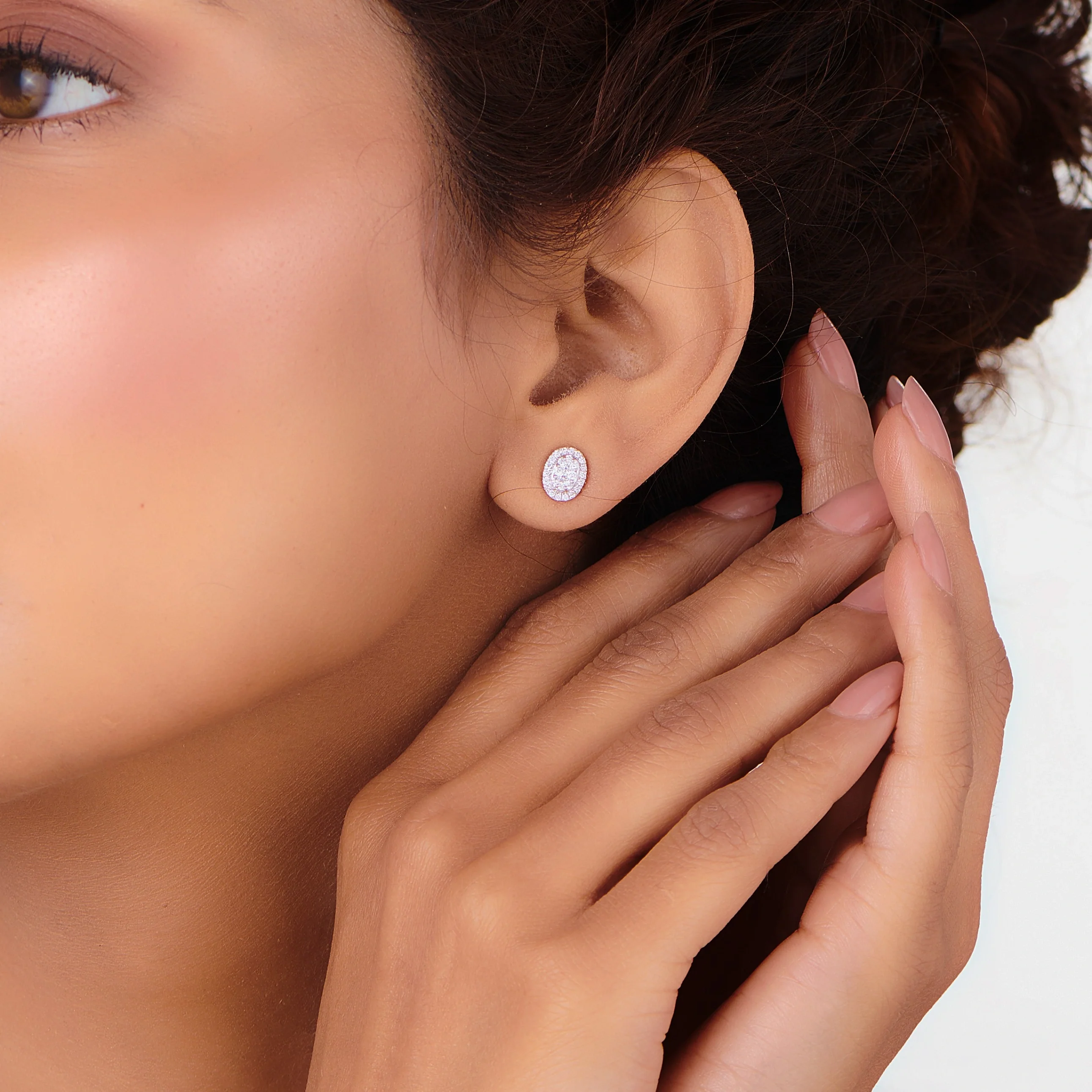 Deck Up Grand Glamour Studs