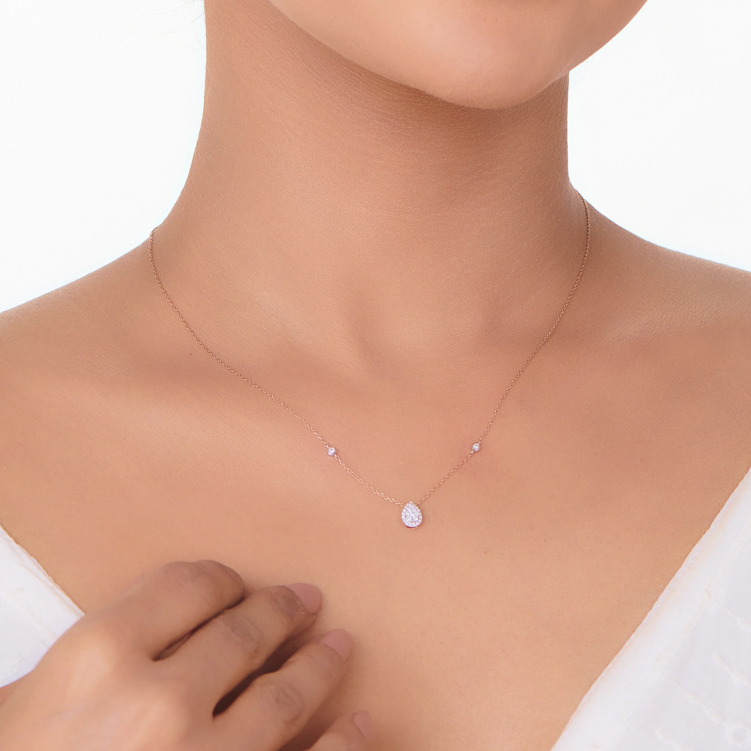 Deck Up Sparkle Whisper Pendant - Image 2