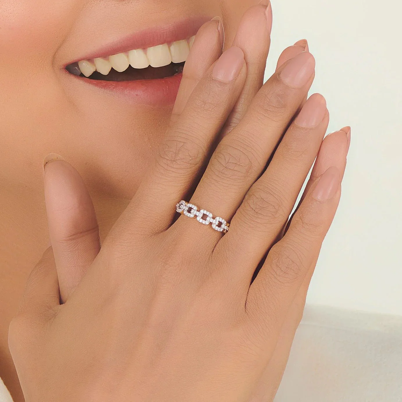 Golden Link Luxe Cuban Ring - Image 2