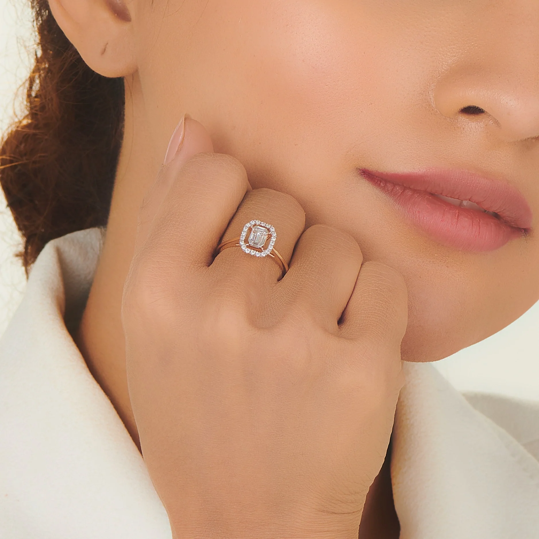 Rose Eclat Halo Ring - Image 2