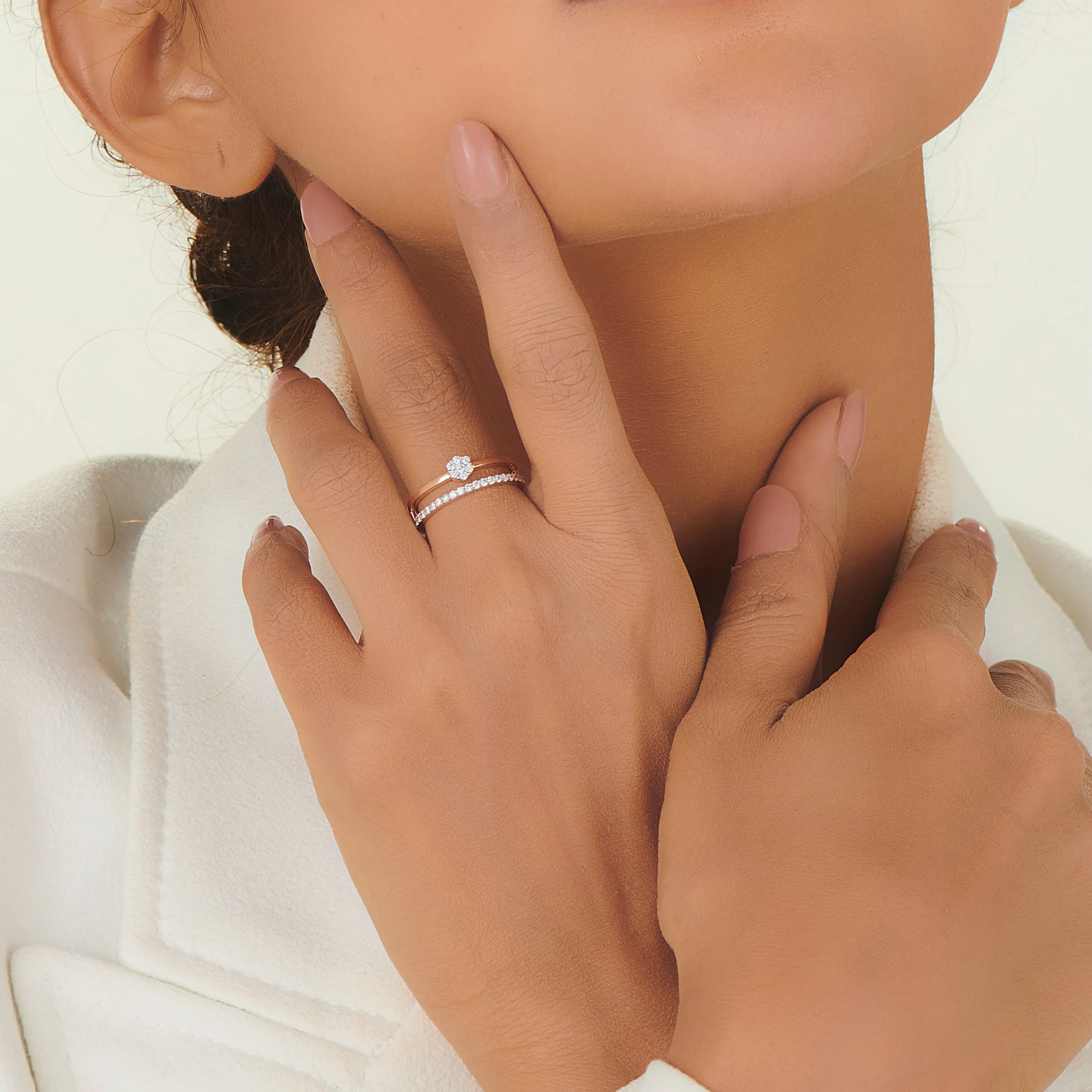 Sassy Glamorous Twinkle Ring - Image 2