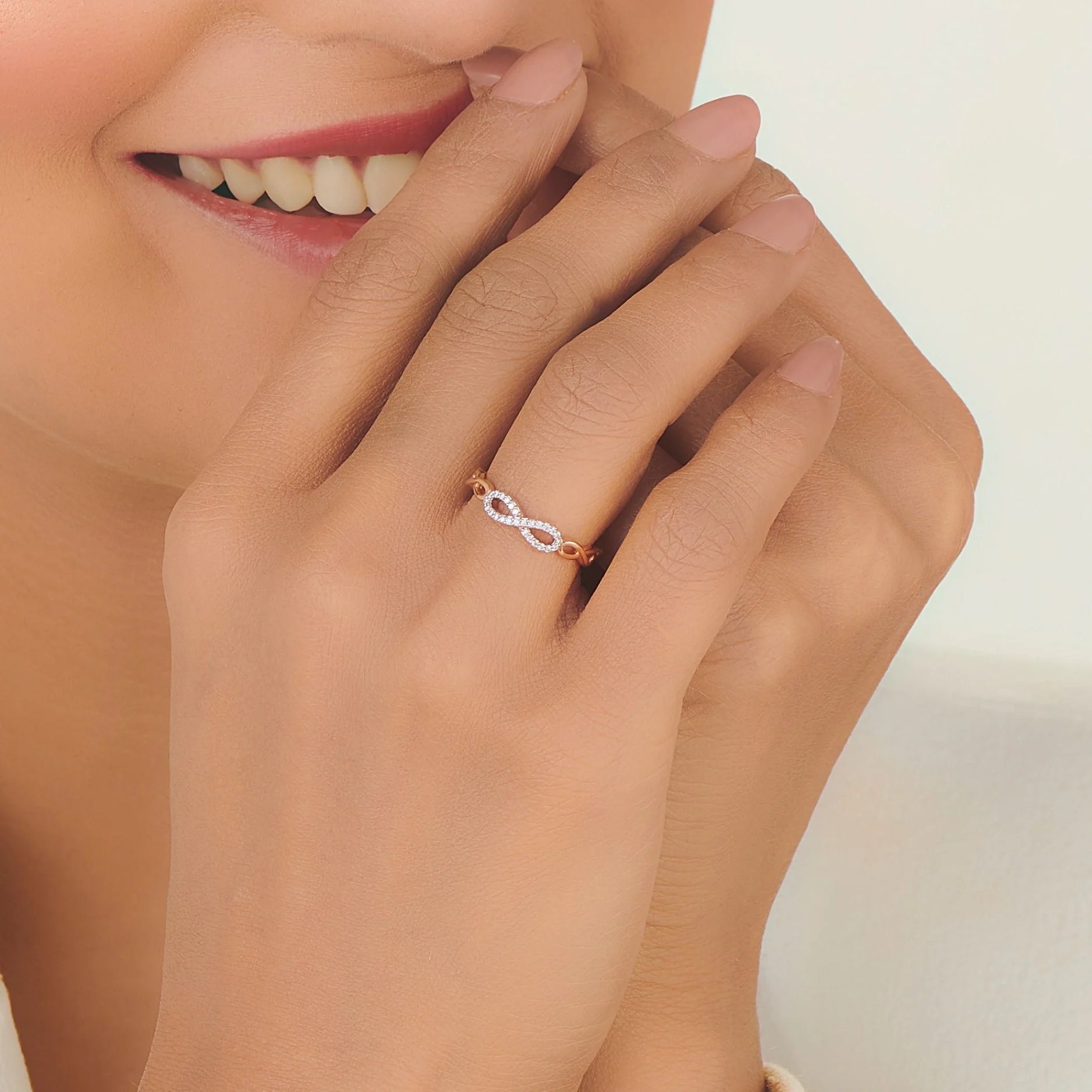 Sassy Infinity Love Knot Ring - Image 2