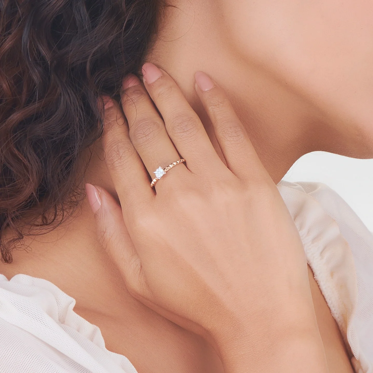 Soiree Crimson Blaze Diamond Ring - Image 2
