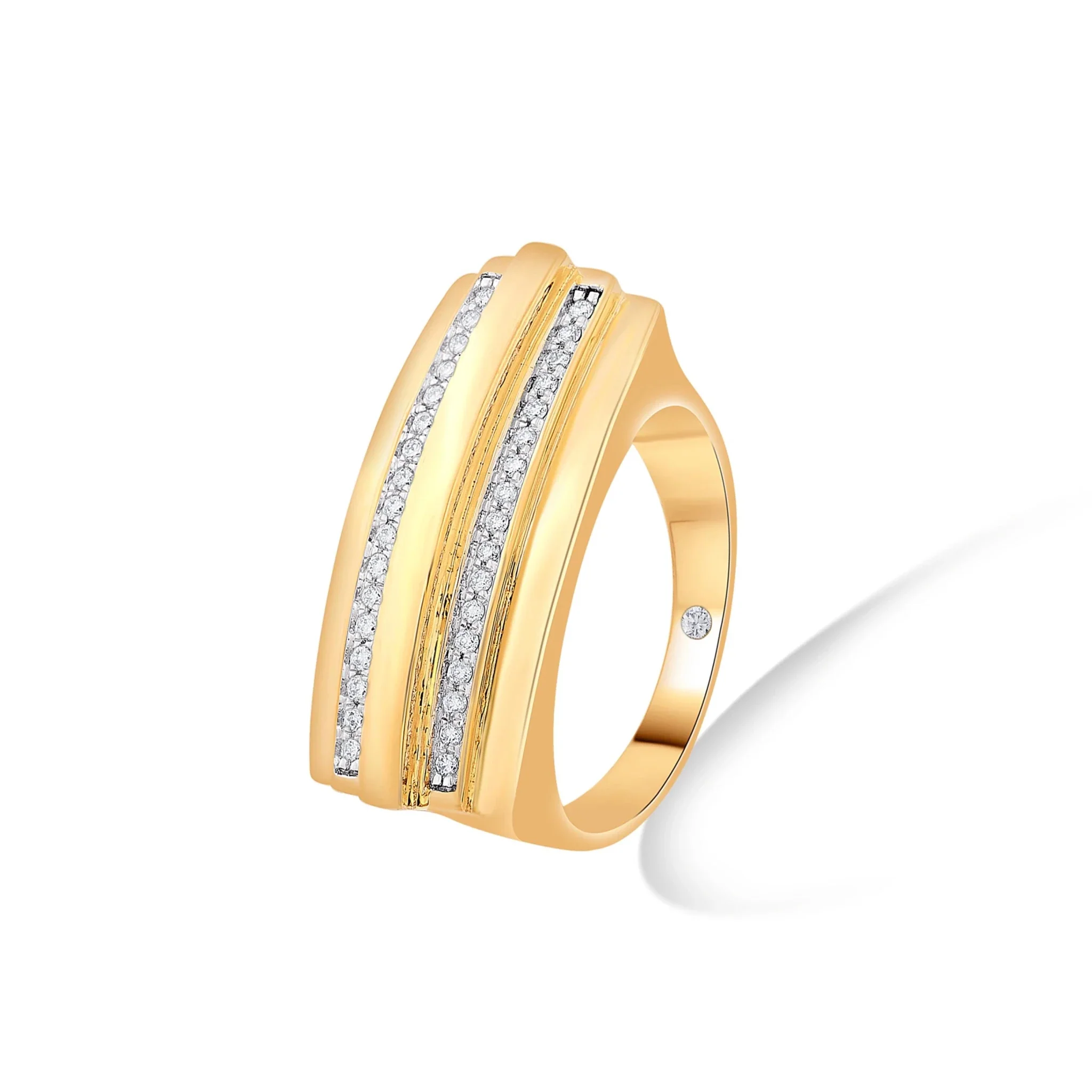 Soiree Gleam Layer Diamond Band