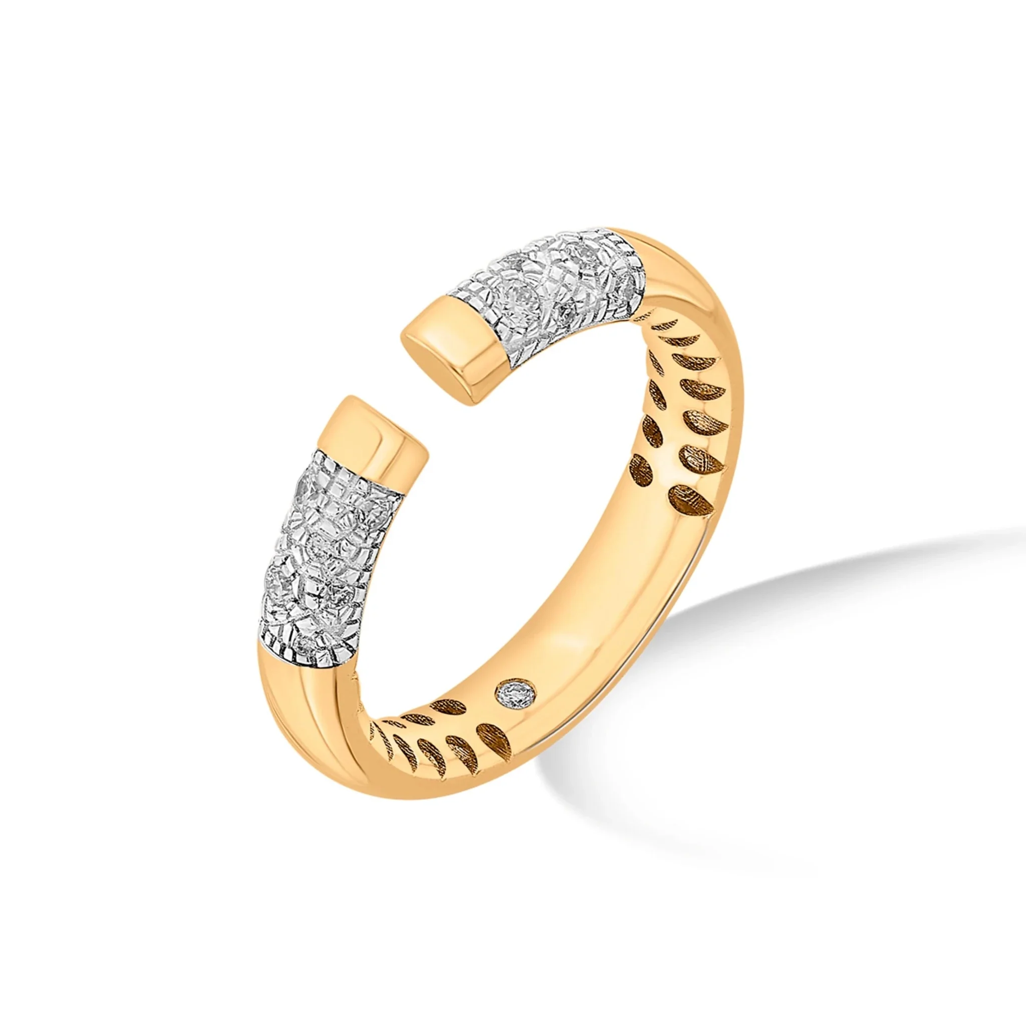 Soiree Textura Shine Statement Ring