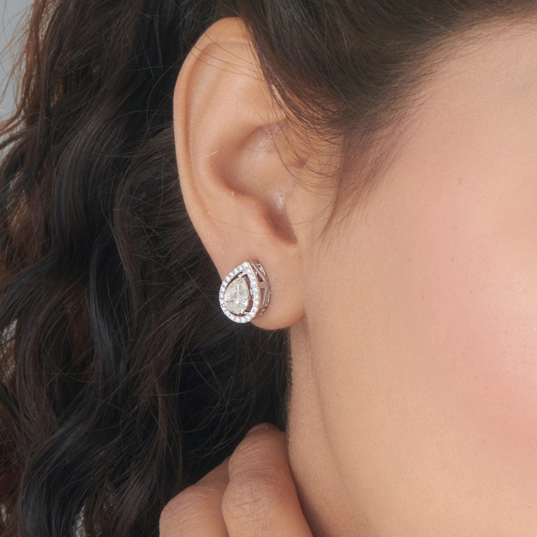Solitaire Crystal Cascade Earrings - Image 6