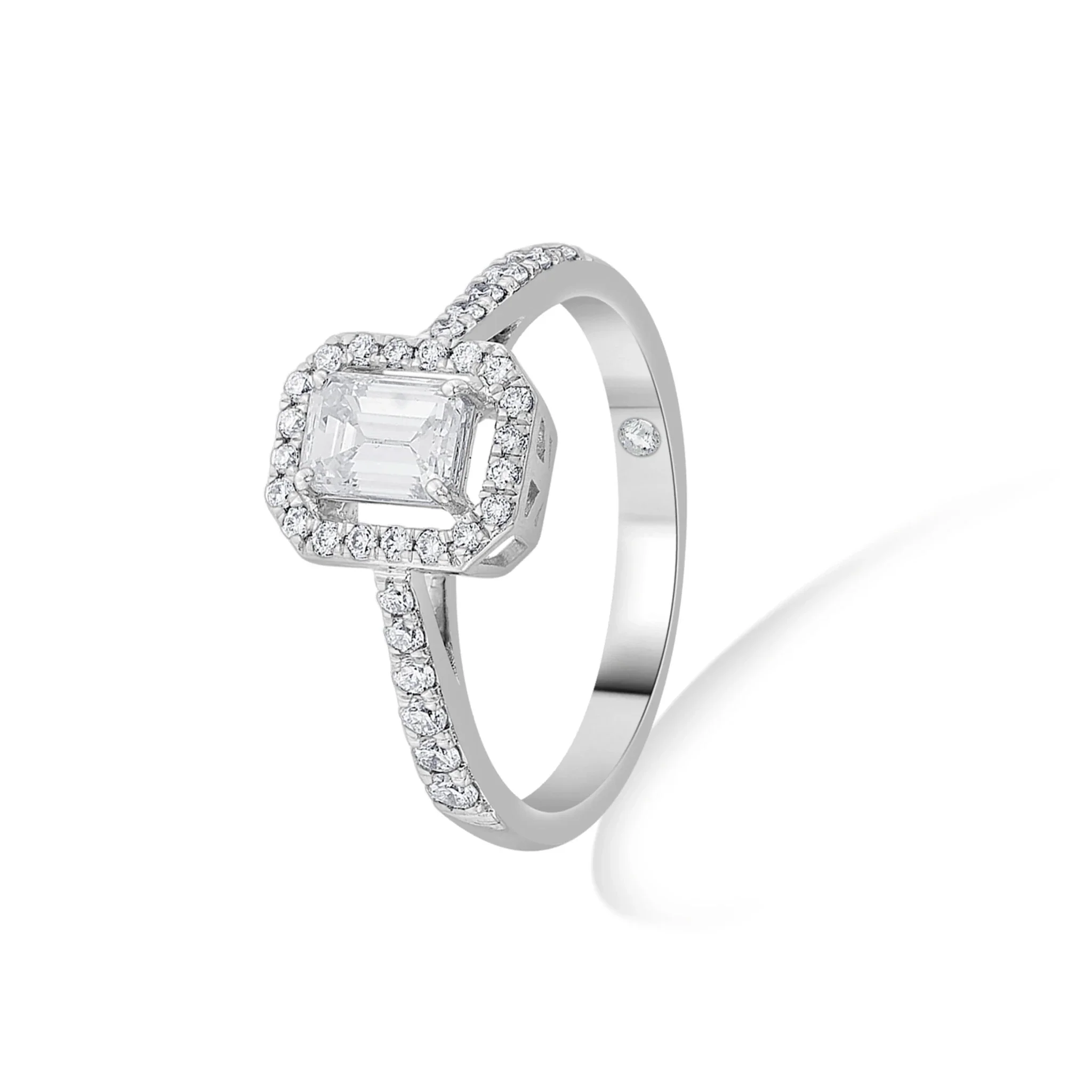 Solitaire Eternal Radiance Ring
