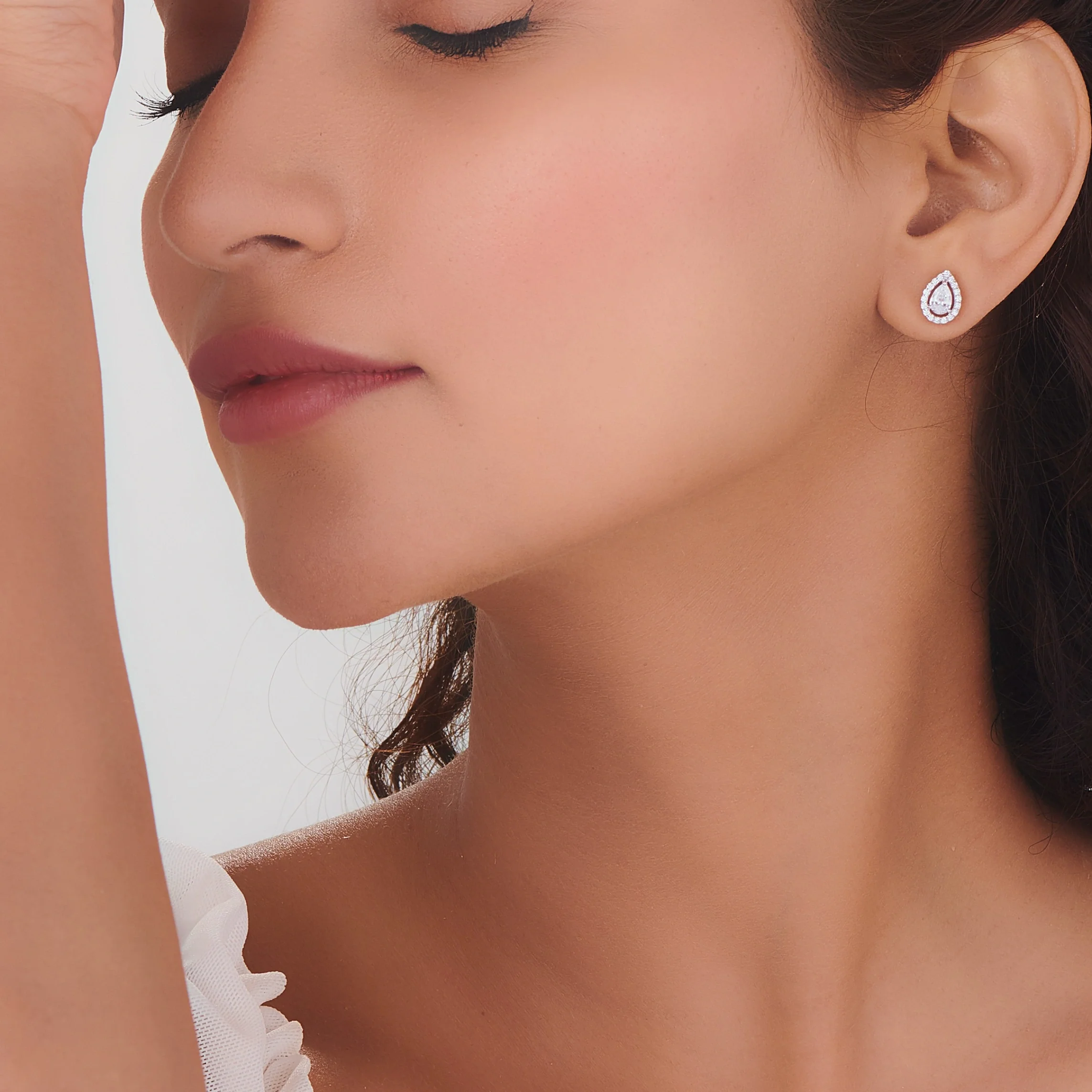 Solitaire Gleaming Dewdrop Studs - Image 2