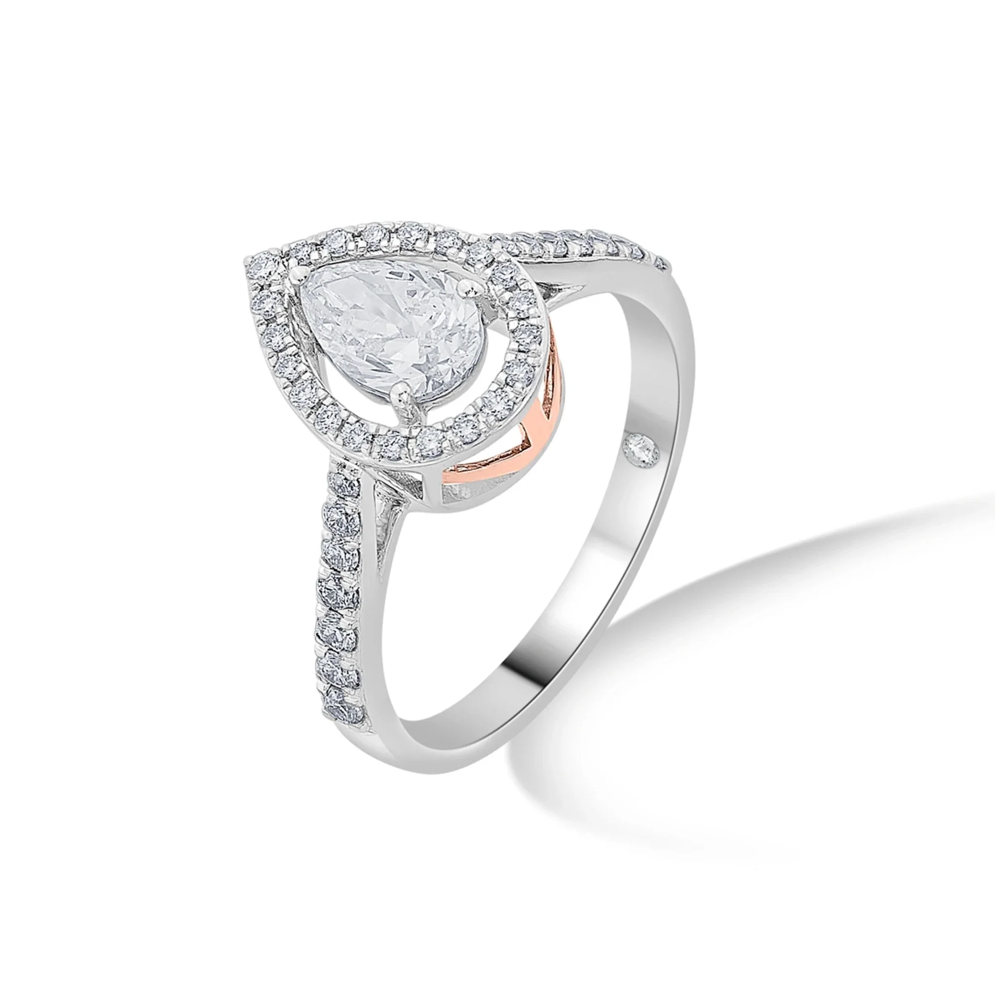Solitaire Luminous Teardrop Ring