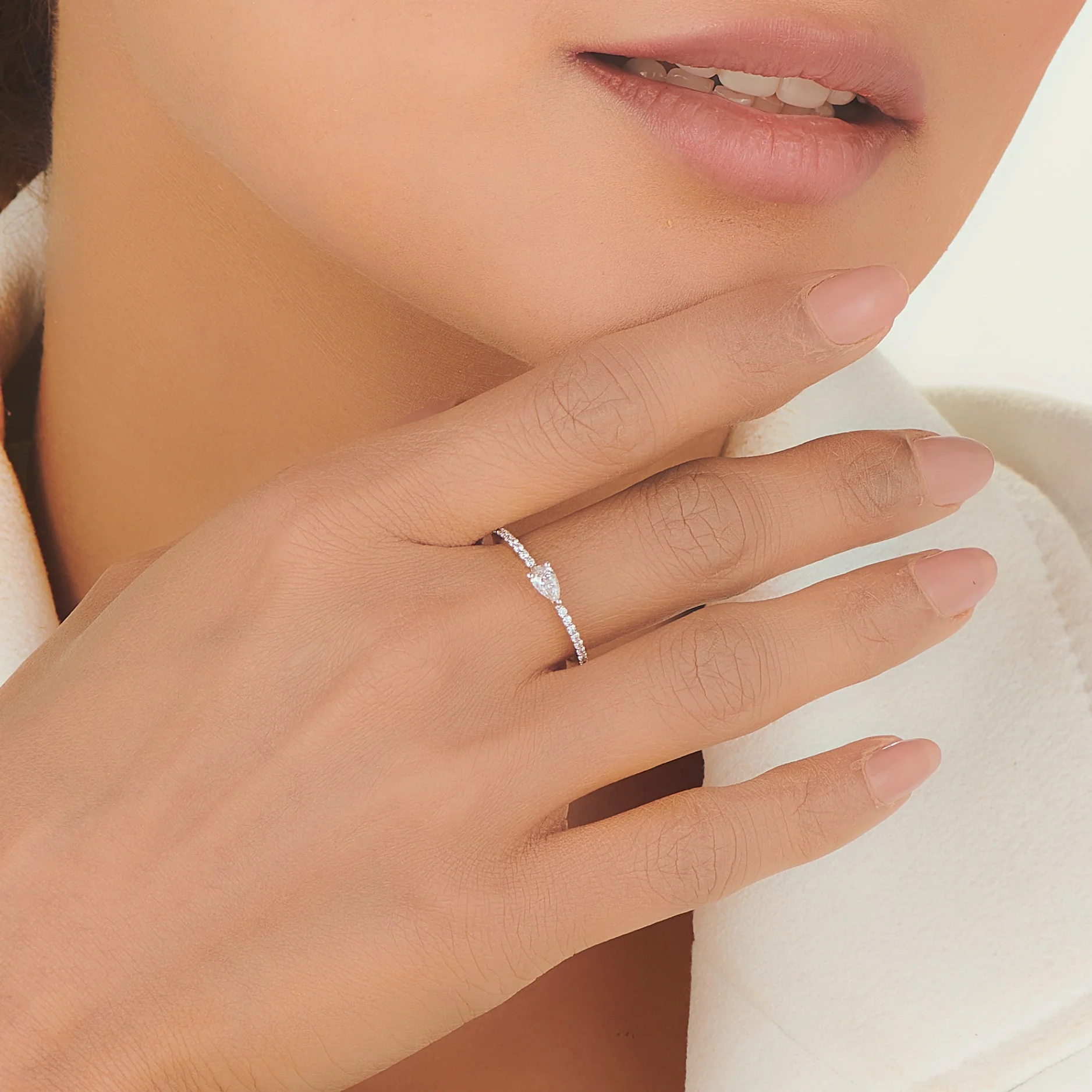Solitaire Off-Center Grace Ring - Image 2