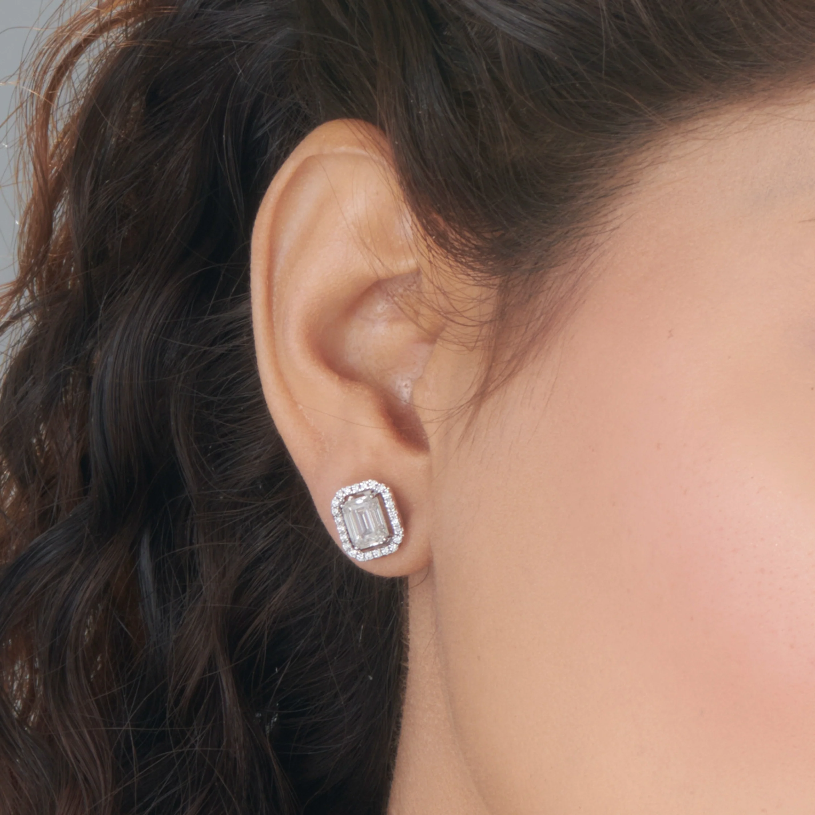 Solitaire Radiant Grace Studs - Image 6