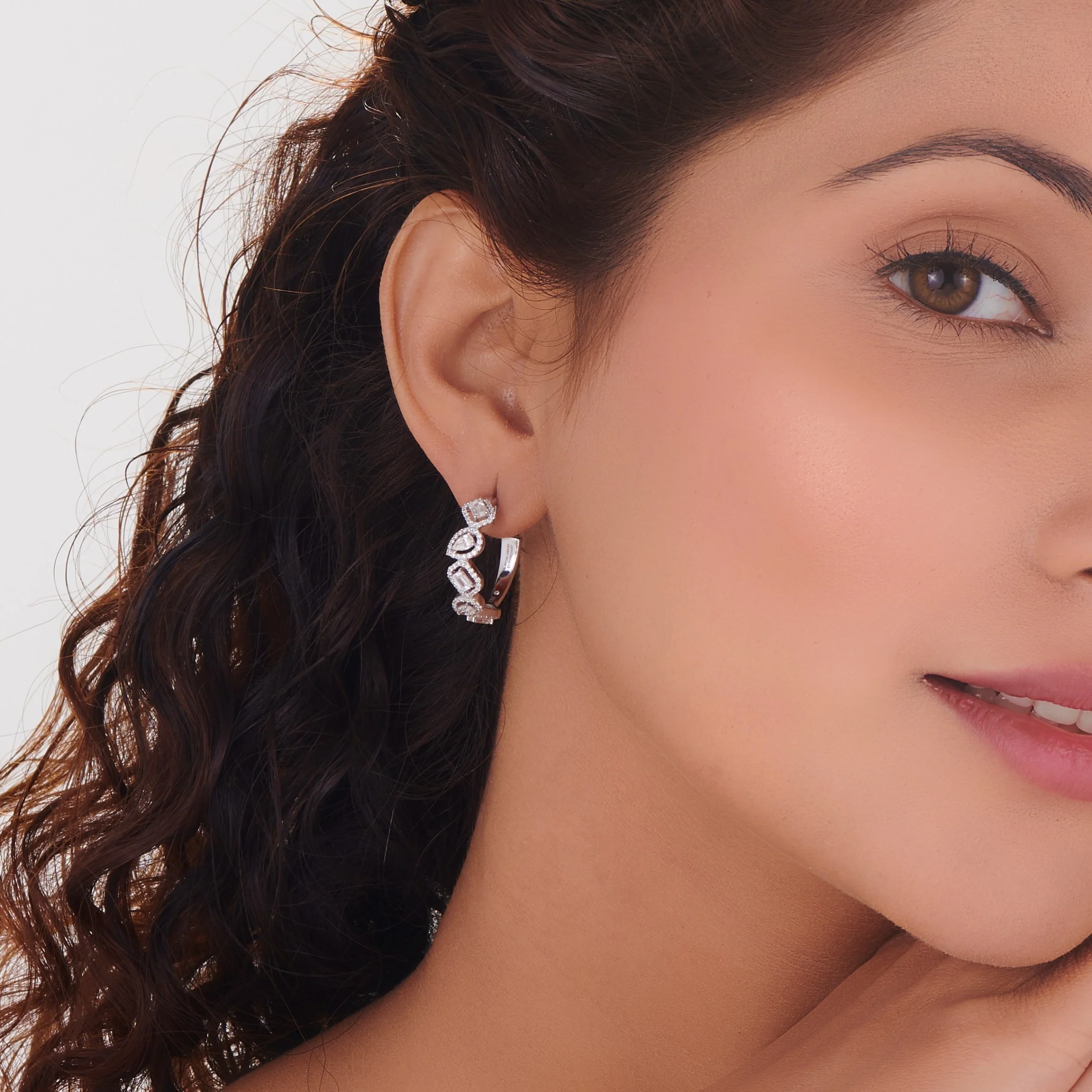 Solitaire Radiant Symphony Hoops - Image 2
