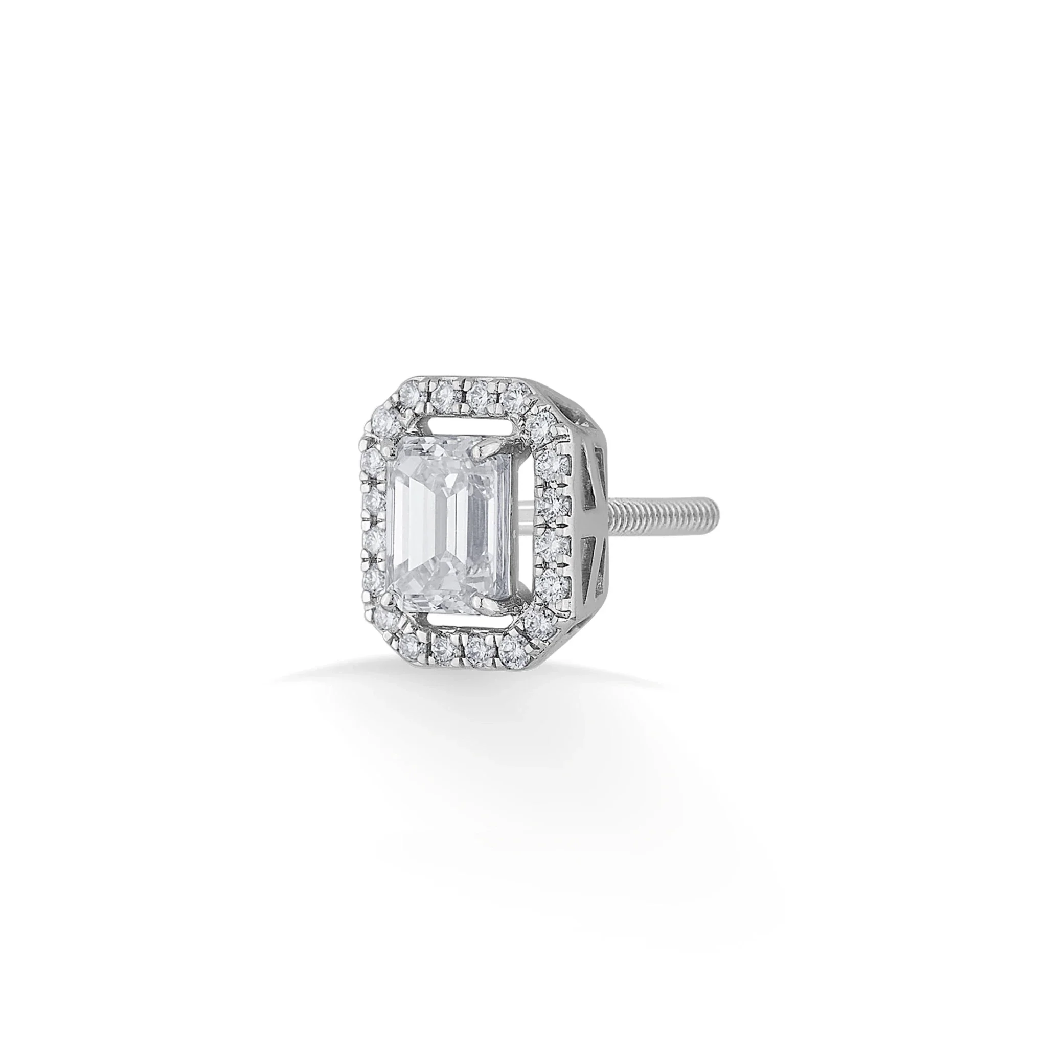 Solitaire Regal Glow Studs - Image 2