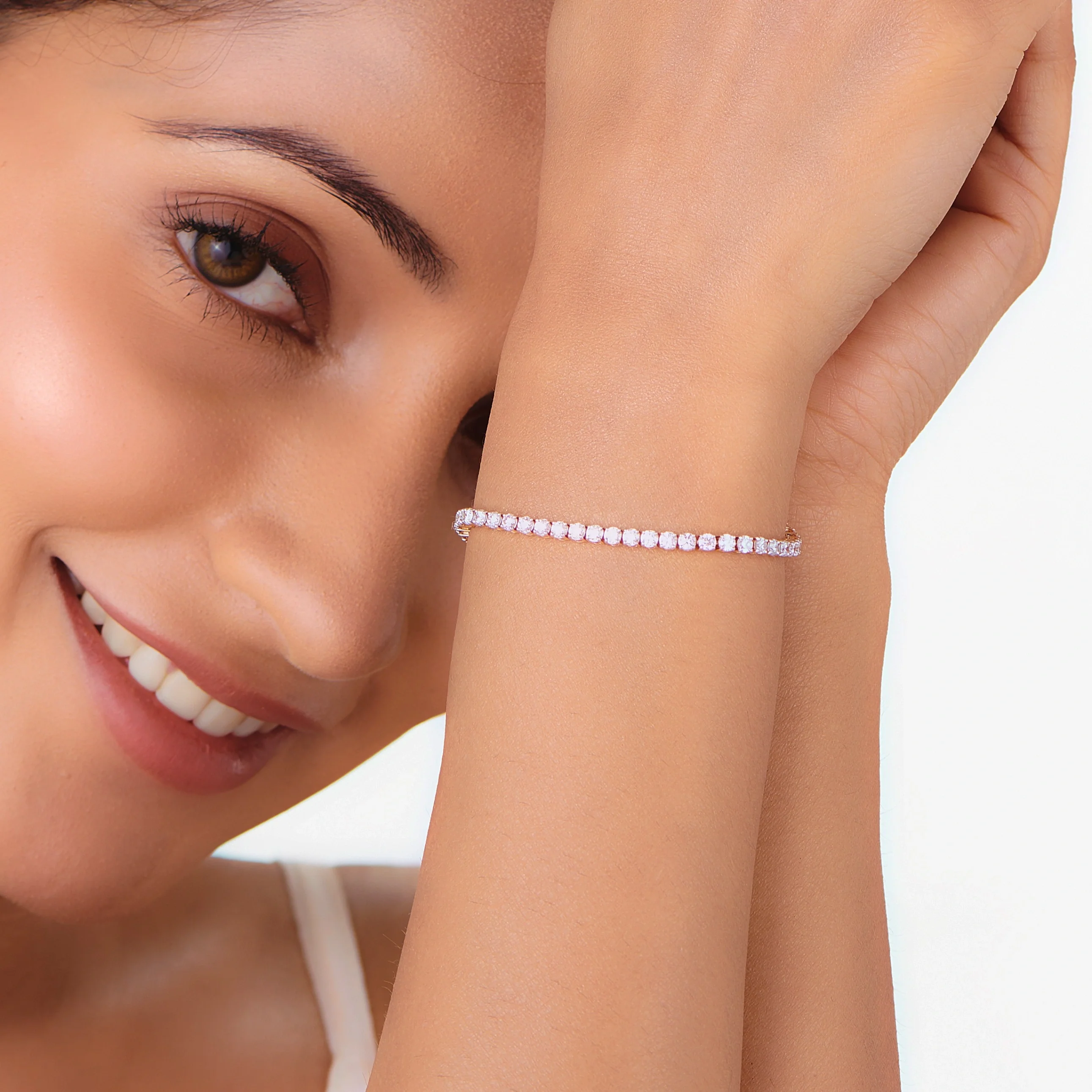 Solitaire Velvet Spark Promise Bracelet - Image 2