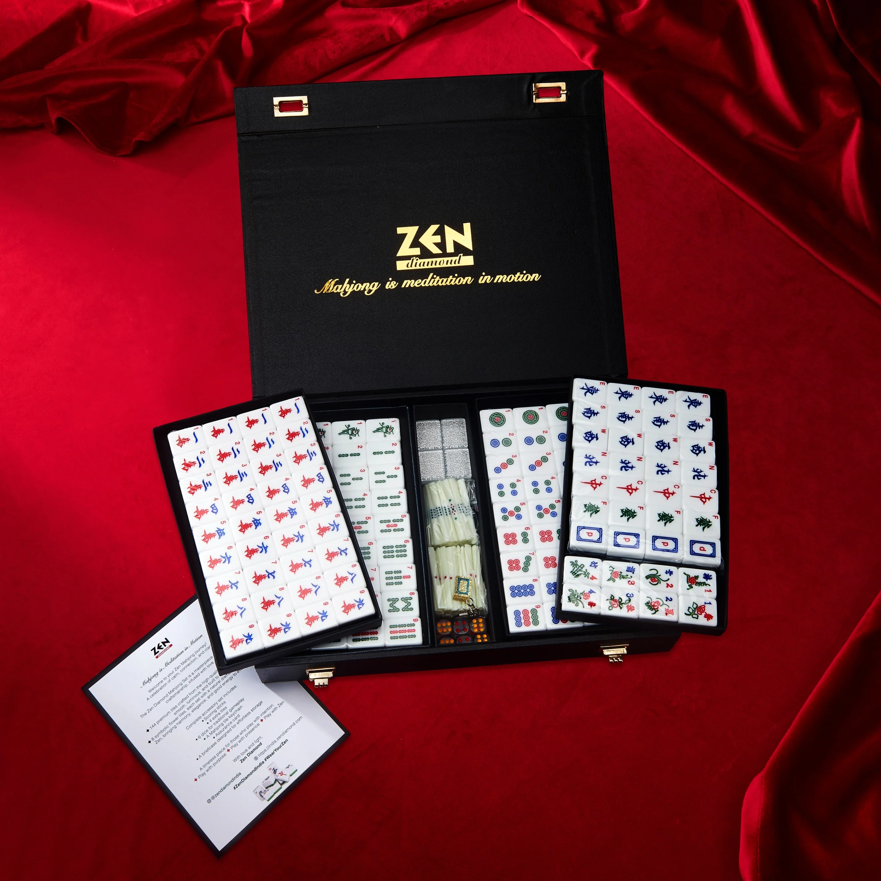 Zen Diamond Sparkling Silver Mahjong Set